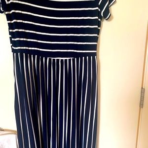Navy and white striped knit midi dress Size L